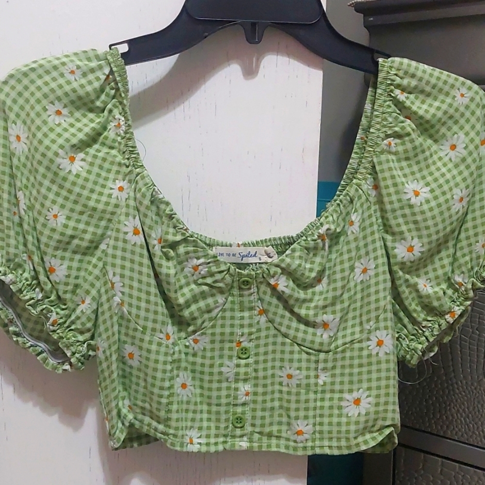Crop top